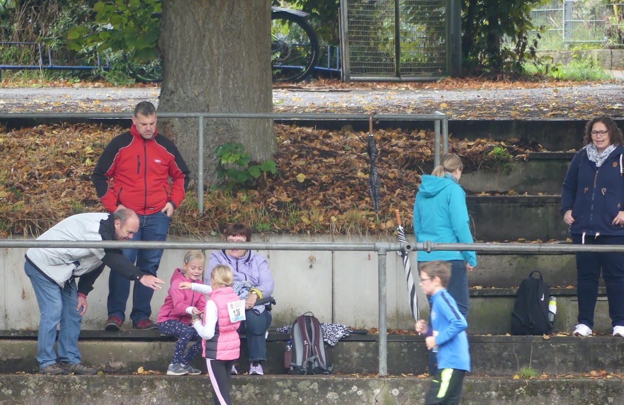 Bild vom 13. Benefizlauf im Jahr 2022. Dies ist das 77. Bild.